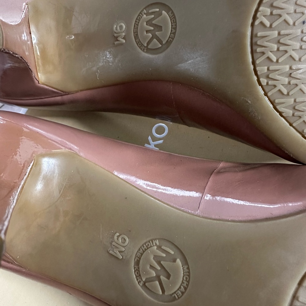 MICHAEL KORS DUSTY ROSE PATENT - Picture 6 of 9